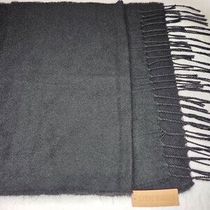 NWT Steve Madden Women's Black Fuzzy Scarf One Size